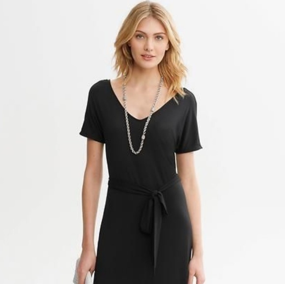 Banana Republic Black Tie-Front Patio Dress - Picture 2 of 8